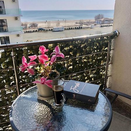 דירות Năvodari By The Sea מראה חיצוני תמונה